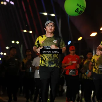 Runner Photo 6205676