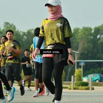 Runner Photo 6205678