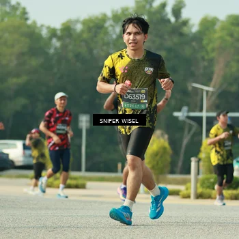 Runner Photo 6205707