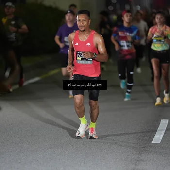 Runner Photo 6205723