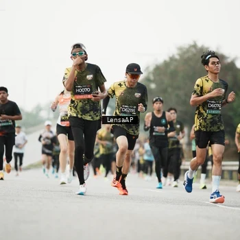 Runner Photo 6205728