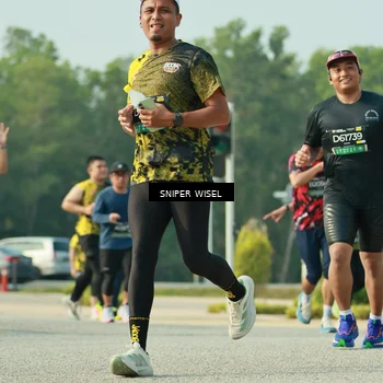Runner Photo 6205760