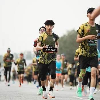 Runner Photo 6205765