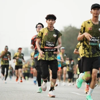 Runner Photo 6205785