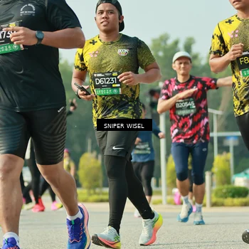 Runner Photo 6205824