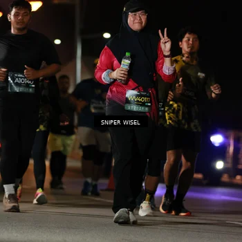 Runner Photo 6205848