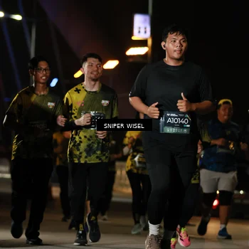 Runner Photo 6205857