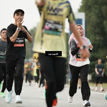 Runner Photo 6205868