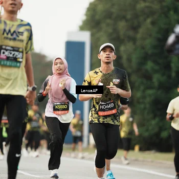 Runner Photo 6205870
