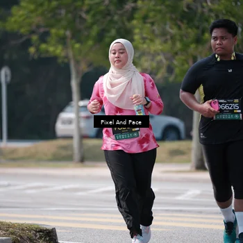 Runner Photo 6205872