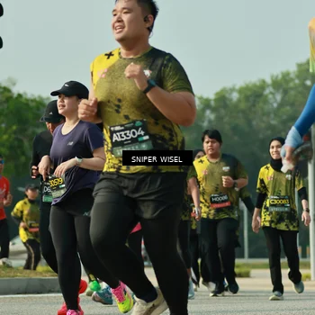 Runner Photo 6205876