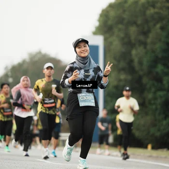Runner Photo 6205900