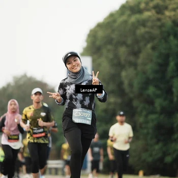 Runner Photo 6205905