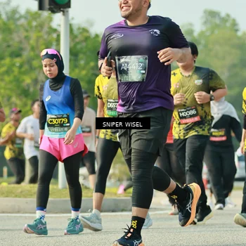 Runner Photo 6205908