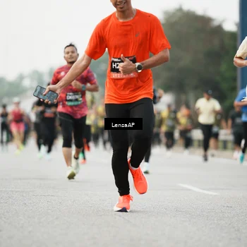 Runner Photo 6205920