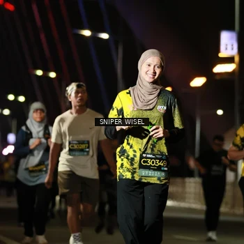 Runner Photo 6205930