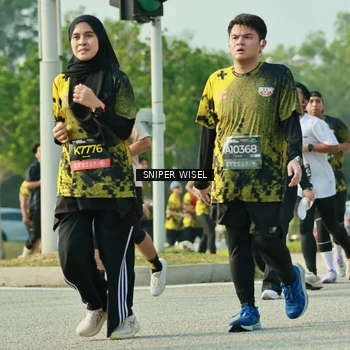 Runner Photo 6205943