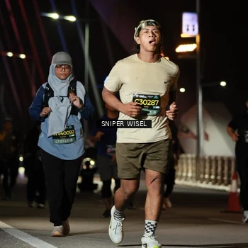Runner Photo 6205959