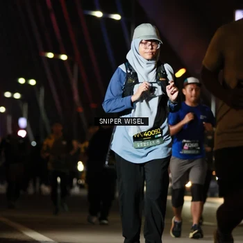 Runner Photo 6205978