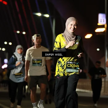 Runner Photo 6205979