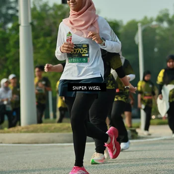 Runner Photo 6206003