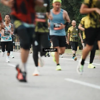 Runner Photo 6206026