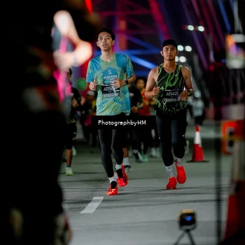 Runner Photo 6206040