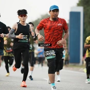 Runner Photo 6206045