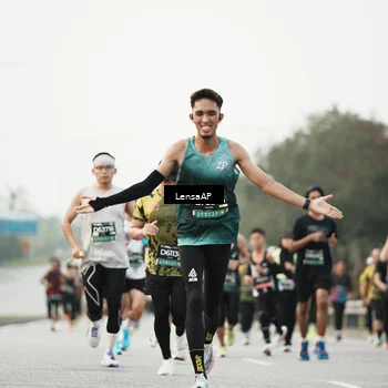 Runner Photo 6206118