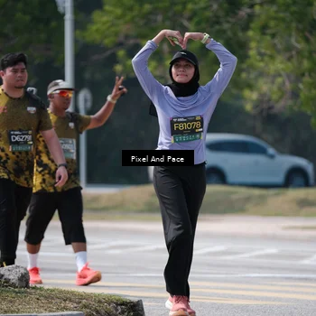 Runner Photo 6206135