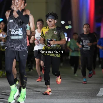 Runner Photo 6206141