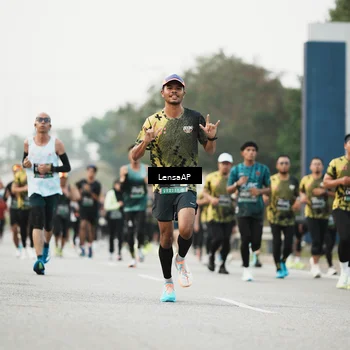 Runner Photo 6206182