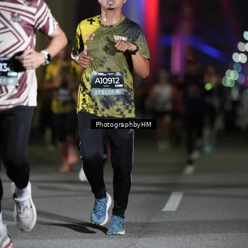 Runner Photo 6206190