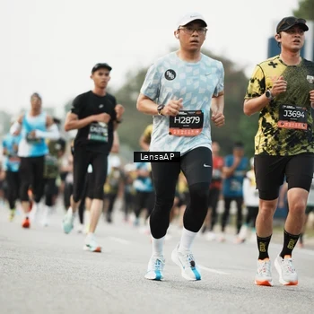 Runner Photo 6206256