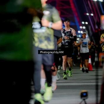 Runner Photo 6206279