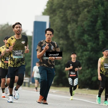 Runner Photo 6206282