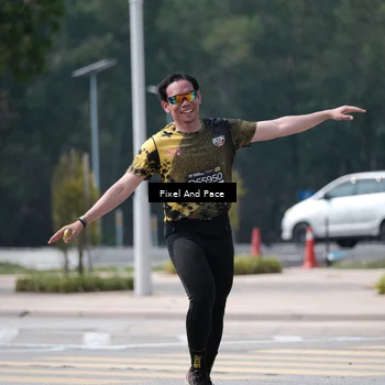 Runner Photo 6206286