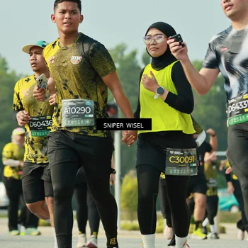 Runner Photo 6206344