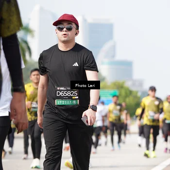 Runner Photo 6206351