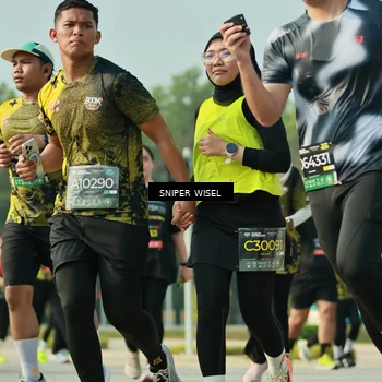 Runner Photo 6206358