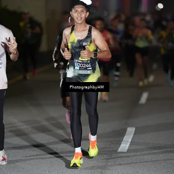 Runner Photo 6206367