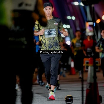 Runner Photo 6206385