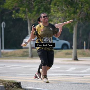 Runner Photo 6206447