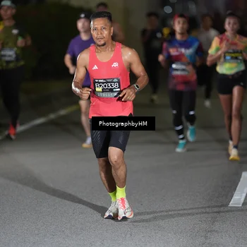 Runner Photo 6206471