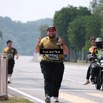 Runner Photo 6206473