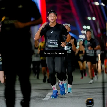 Runner Photo 6206573