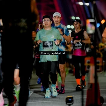 Runner Photo 6206649