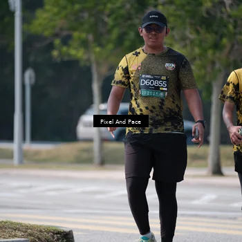 Runner Photo 6206686
