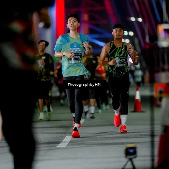 Runner Photo 6206727
