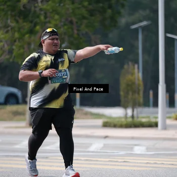 Runner Photo 6206825